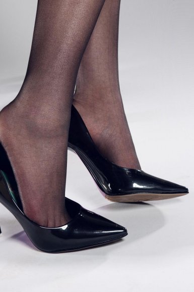 腾讯新闻客户端上线巨幕信息流广告,人均停留时长超60秒【开云真人】(图1) 开云电竞在线